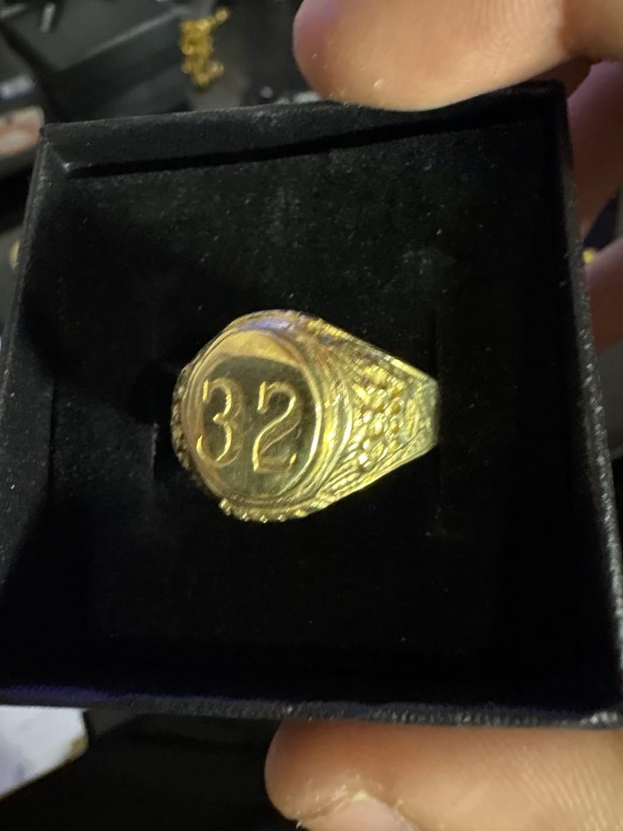 Anillo 32, baño en oro 18K
