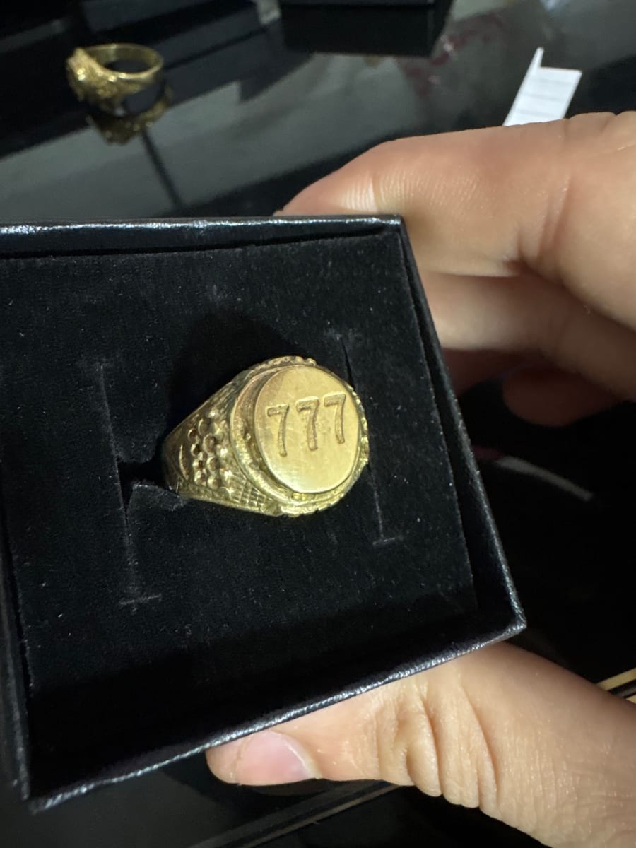 Anillo 777, baño en oro 18K